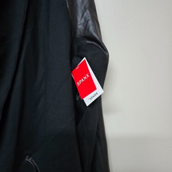 Spanx Faux Leather Drape Front Jacket Very Black Edgy Motorcycle Gothic Coat 2X - Picture 6 of 12